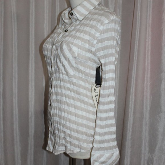 Ash & Ember Button Down Top - Picture 3 of 10